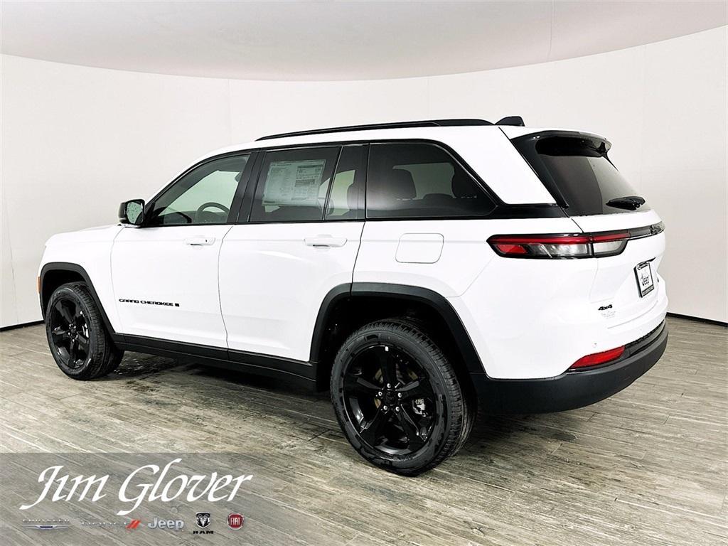 new 2025 Jeep Grand Cherokee car, priced at $43,595