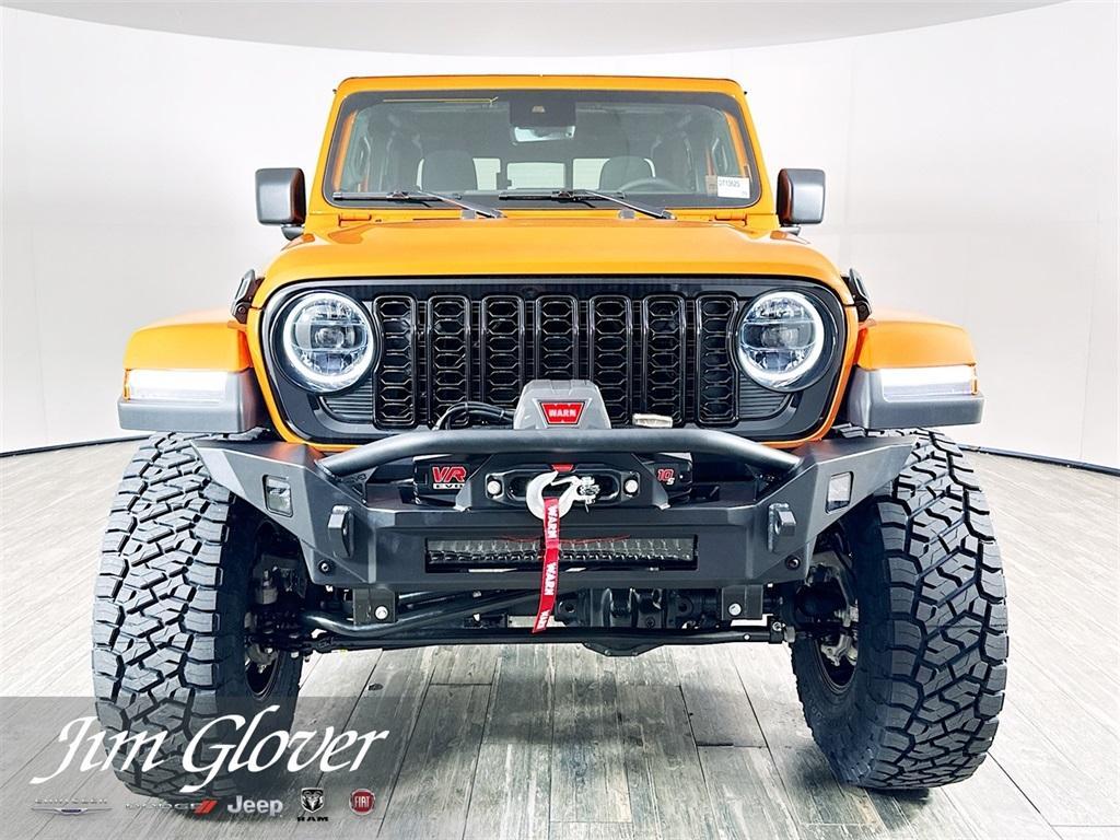 new 2025 Jeep Gladiator car, priced at $58,339