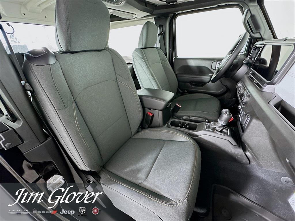 new 2025 Jeep Wrangler car, priced at $34,298