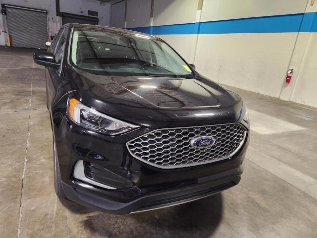 used 2024 Ford Edge car, priced at $26,029