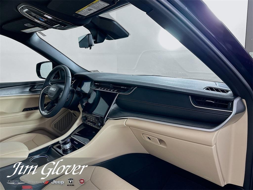 new 2025 Jeep Grand Cherokee car, priced at $44,709
