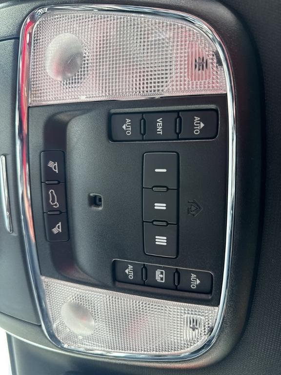 used 2018 Jeep Grand Cherokee car, priced at $22,944