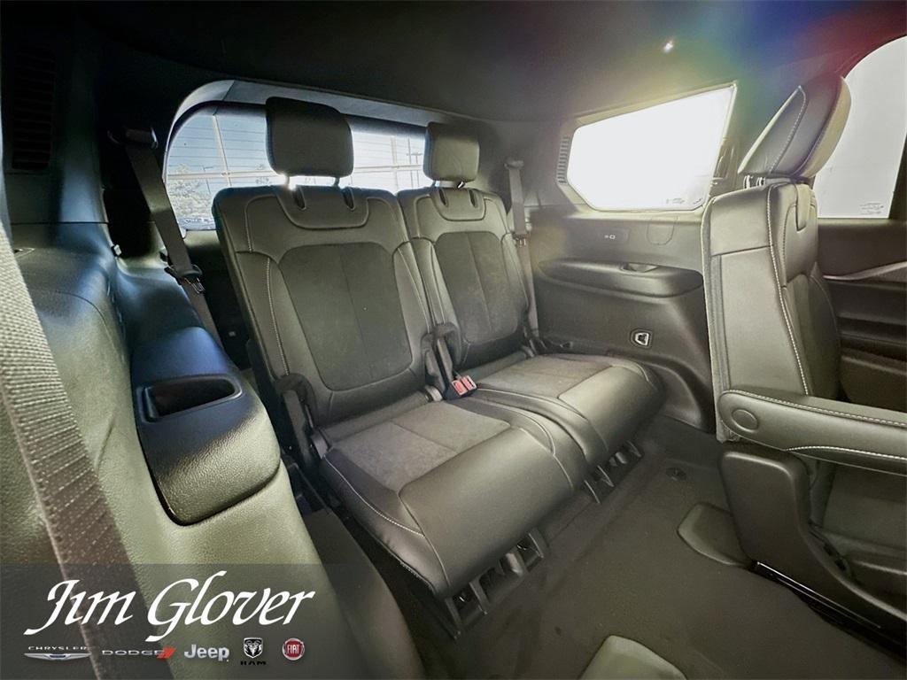new 2025 Jeep Grand Cherokee L car, priced at $43,301