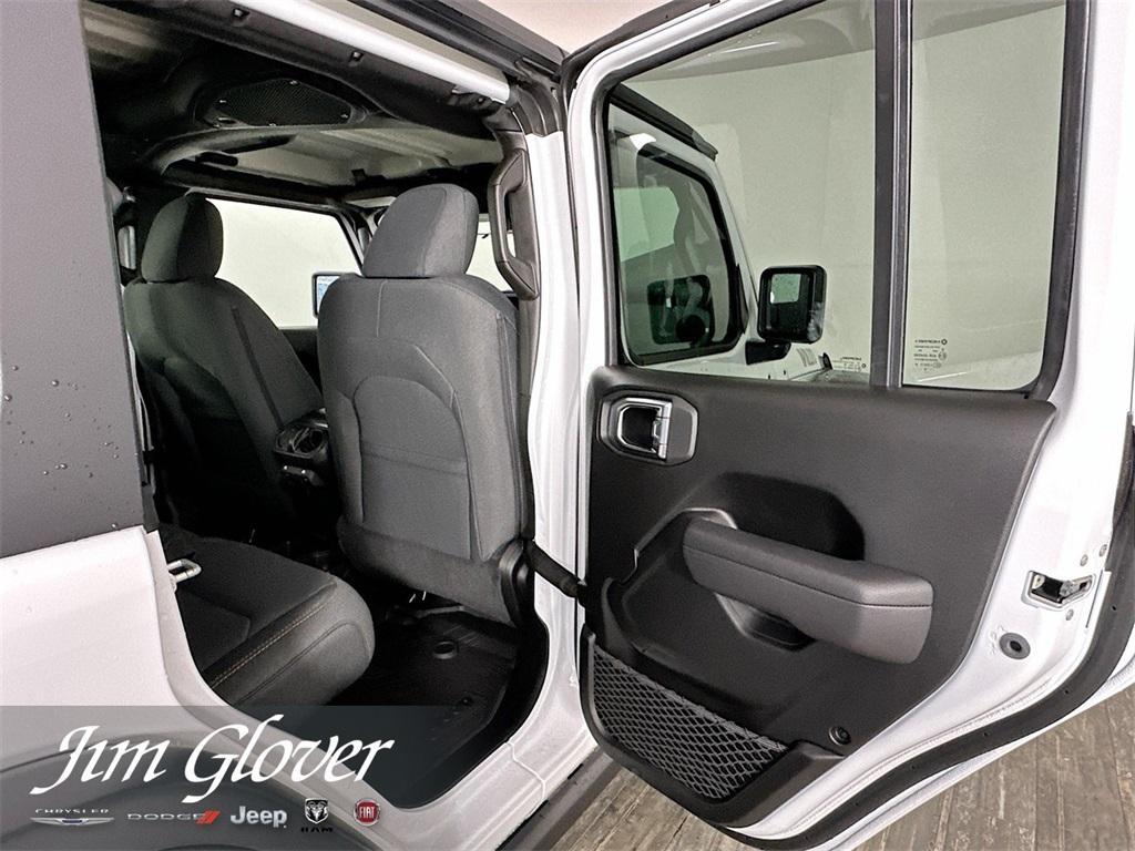 new 2025 Jeep Wrangler car, priced at $50,477