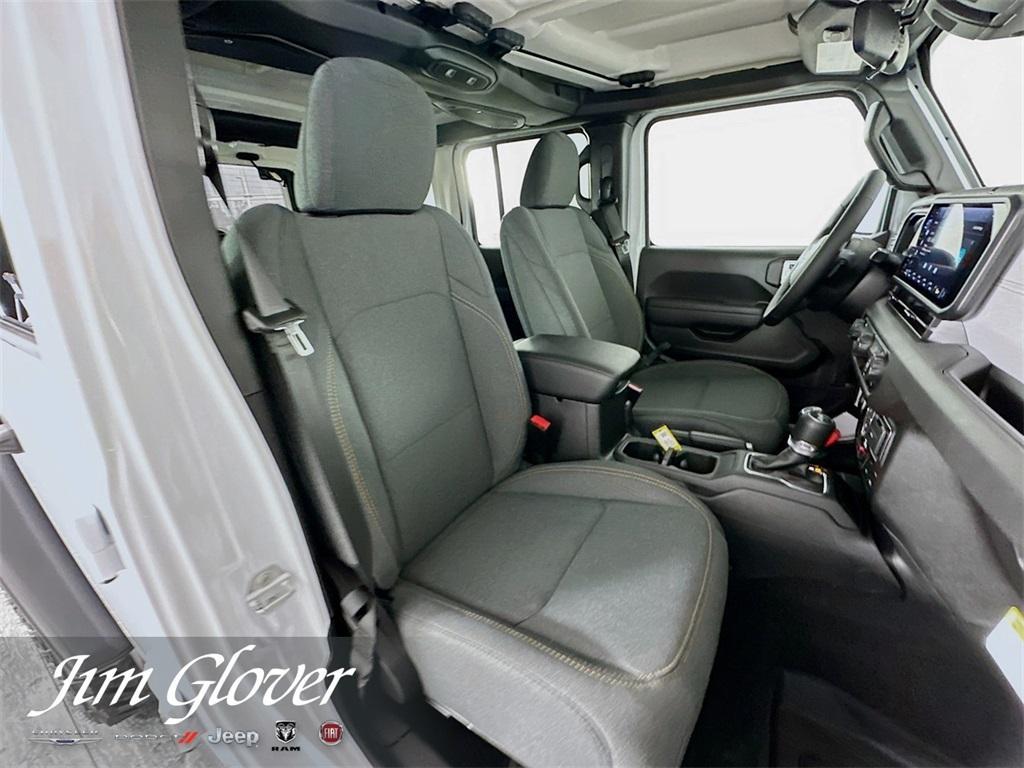 new 2025 Jeep Wrangler car, priced at $50,477