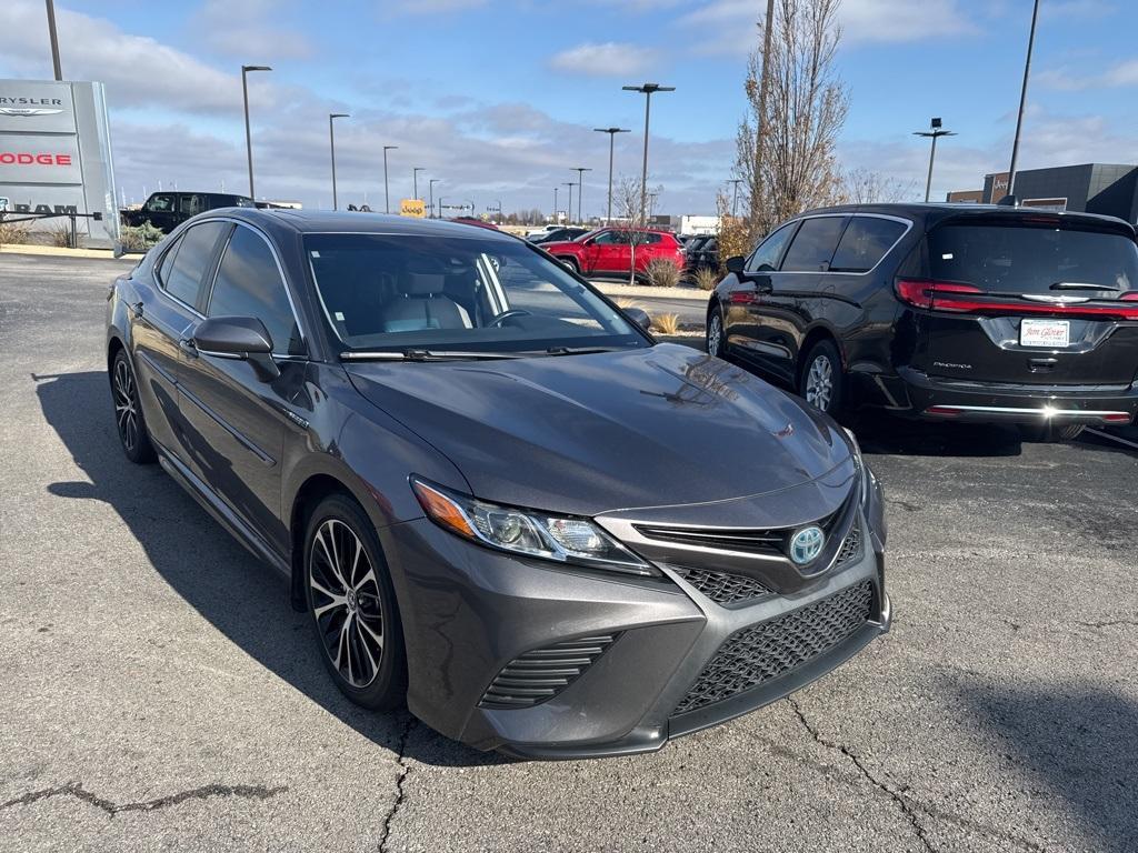 used 2020 Toyota Camry Hybrid car, priced at $23,946