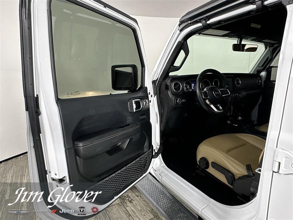 used 2019 Jeep Wrangler Unlimited car, priced at $32,274