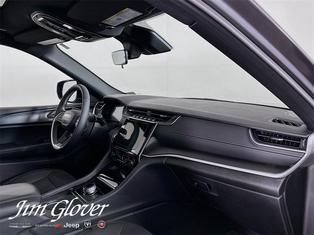 new 2025 Jeep Grand Cherokee L car, priced at $41,947