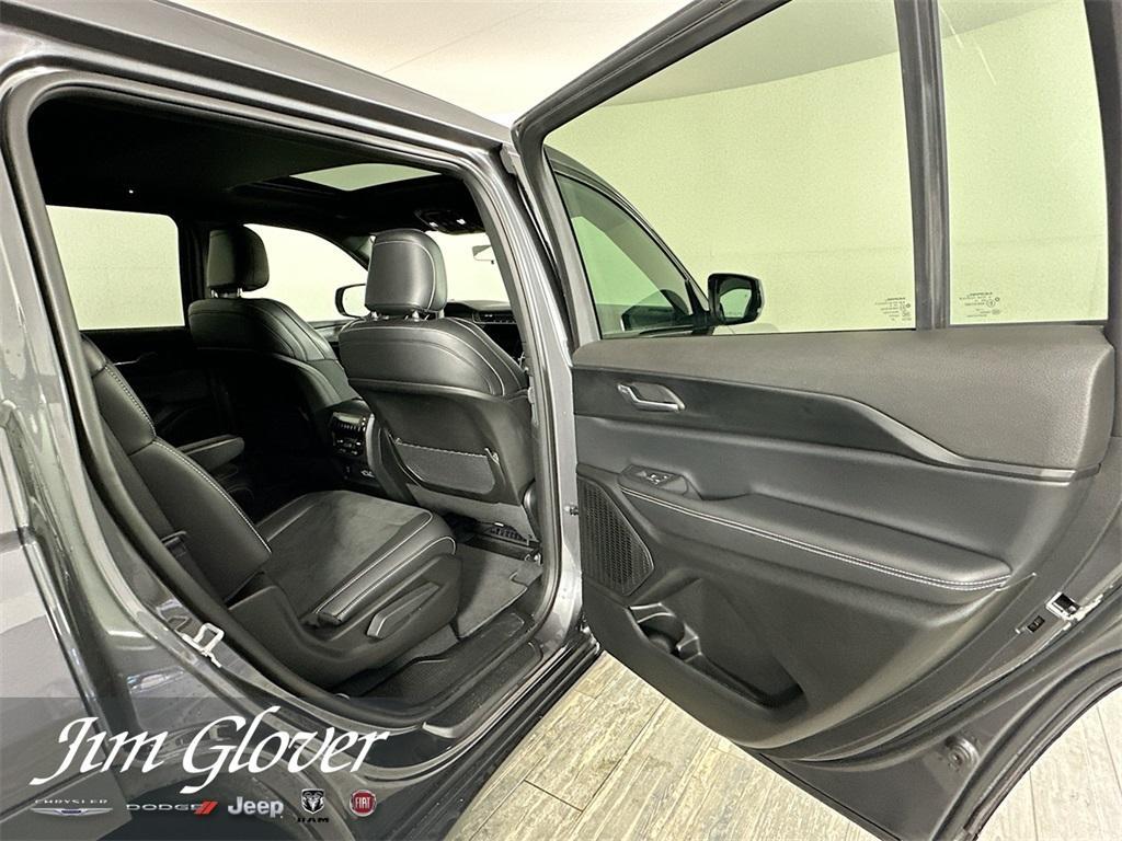 new 2025 Jeep Grand Cherokee L car, priced at $41,947