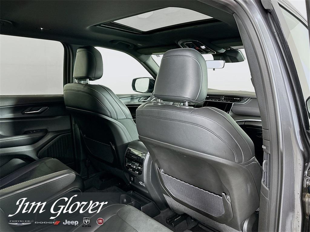 new 2025 Jeep Grand Cherokee L car, priced at $41,947