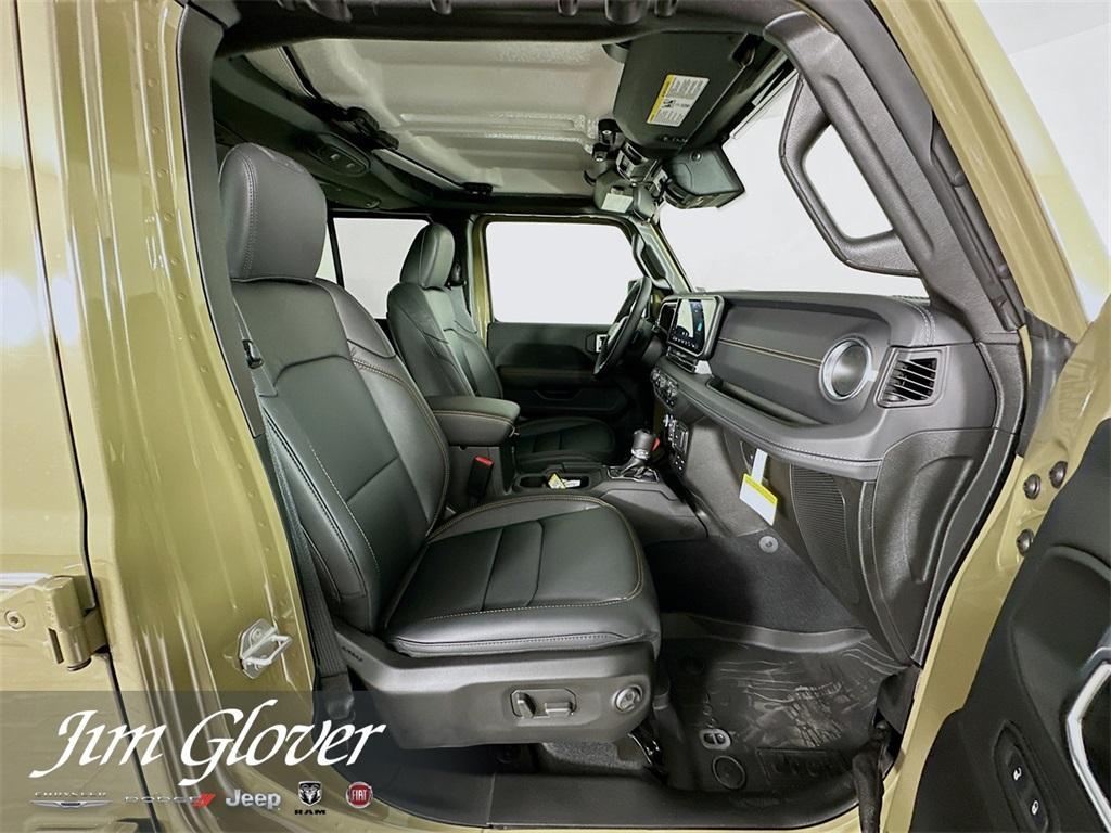 new 2025 Jeep Gladiator car, priced at $46,479