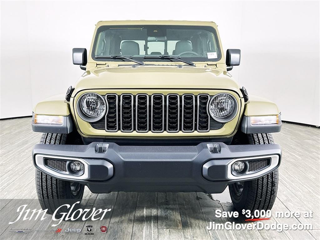 new 2025 Jeep Gladiator car, priced at $50,224