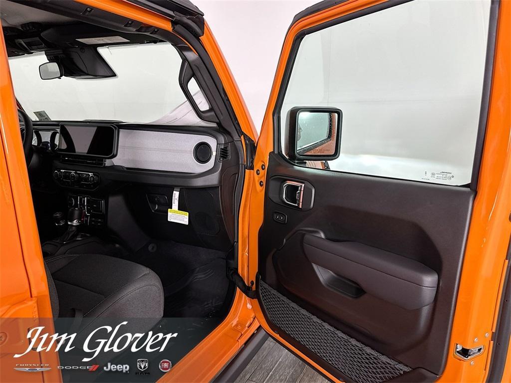 new 2025 Jeep Wrangler car, priced at $45,208