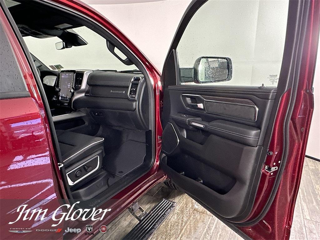 new 2025 Ram 1500 car, priced at $55,366
