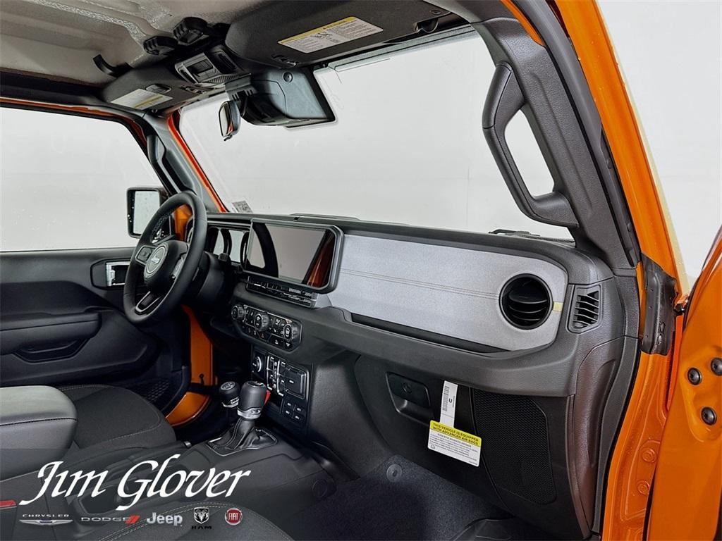 new 2025 Jeep Gladiator car, priced at $44,731