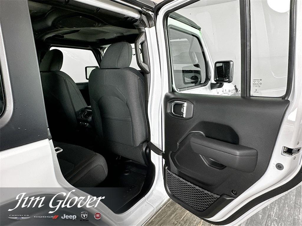 new 2025 Jeep Wrangler car, priced at $38,761