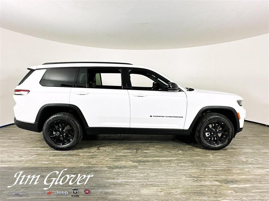 new 2024 Jeep Grand Cherokee L car, priced at $40,935