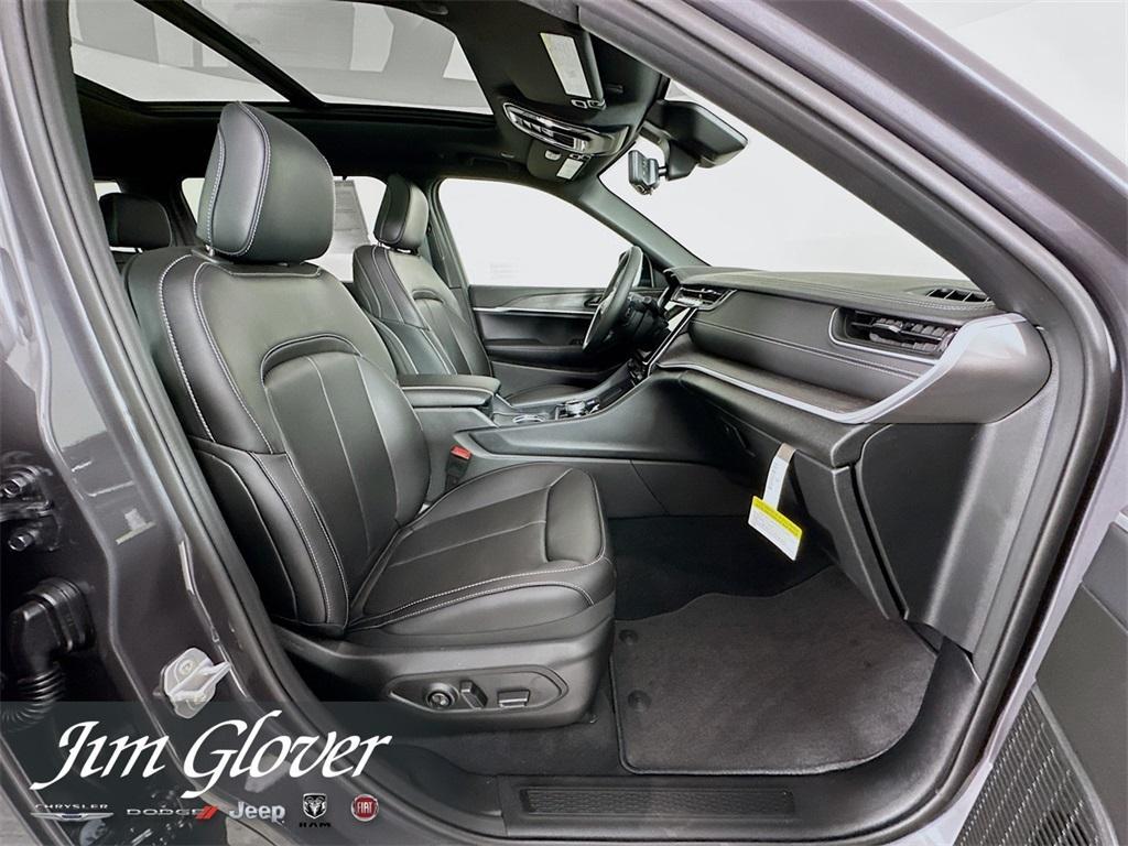 new 2025 Jeep Grand Cherokee L car, priced at $51,469