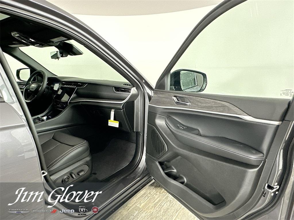 new 2025 Jeep Grand Cherokee L car, priced at $51,469