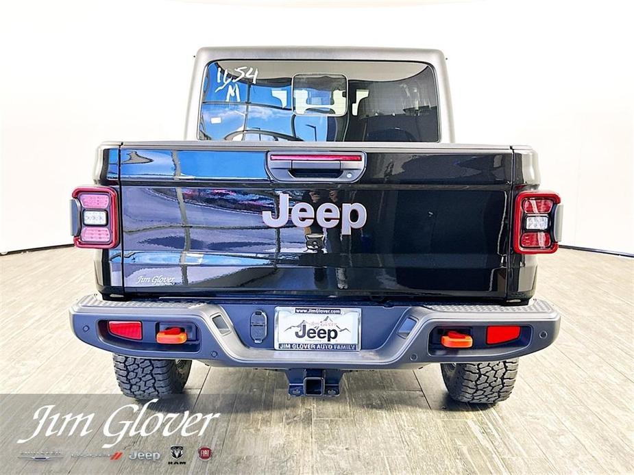 new 2024 Jeep Gladiator car, priced at $51,318