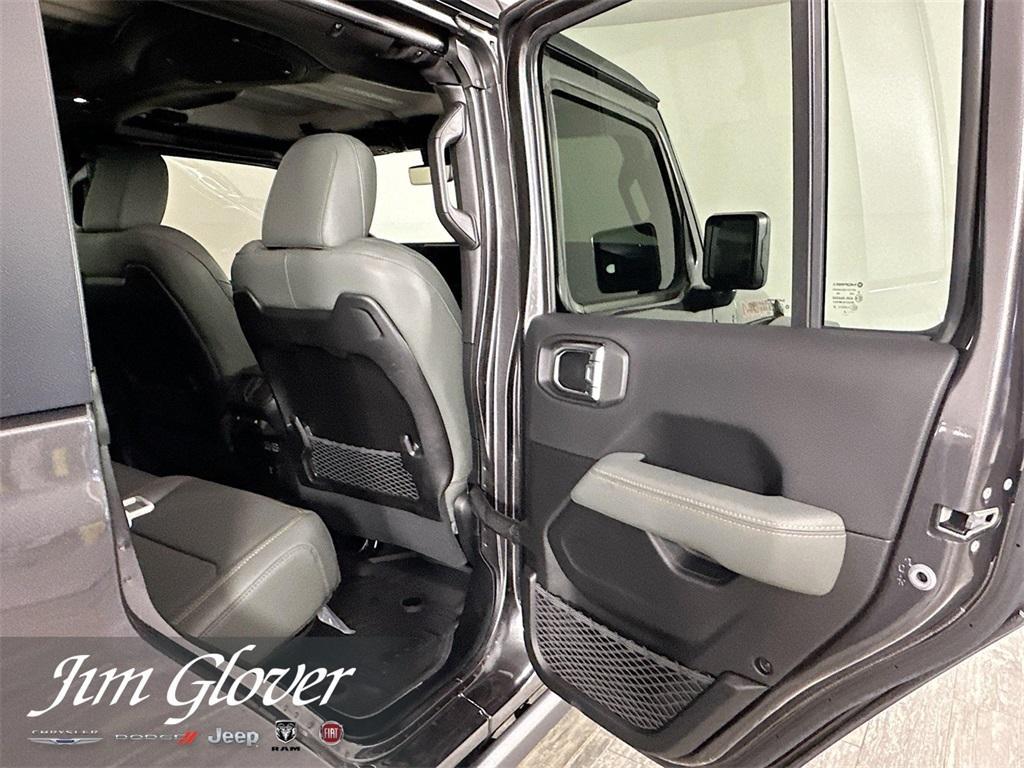 used 2024 Jeep Gladiator car, priced at $50,929