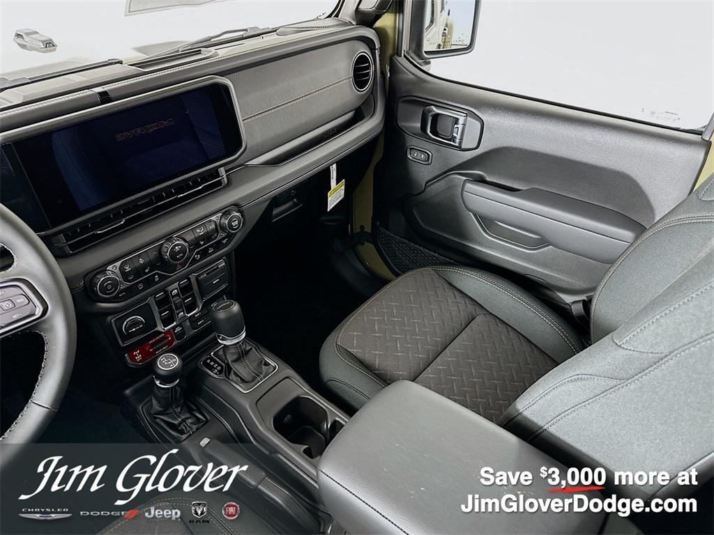 new 2025 Jeep Gladiator car, priced at $52,653