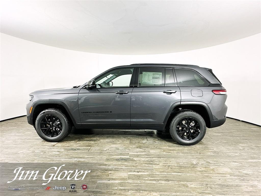 new 2025 Jeep Grand Cherokee car, priced at $41,524