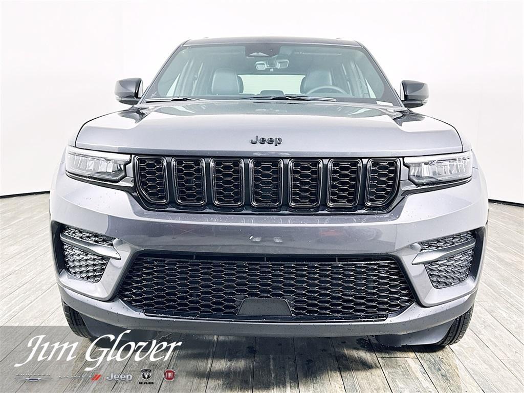 new 2025 Jeep Grand Cherokee car, priced at $41,524
