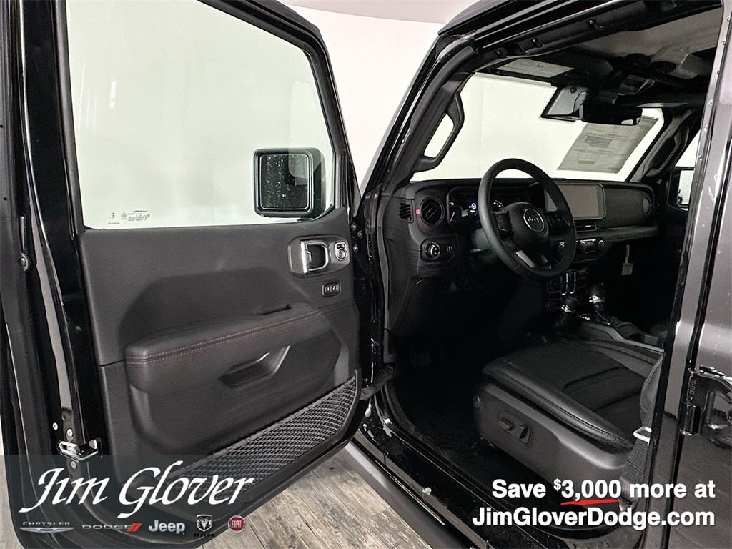new 2025 Jeep Gladiator car, priced at $55,521