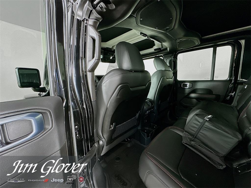 new 2025 Jeep Gladiator car, priced at $54,791