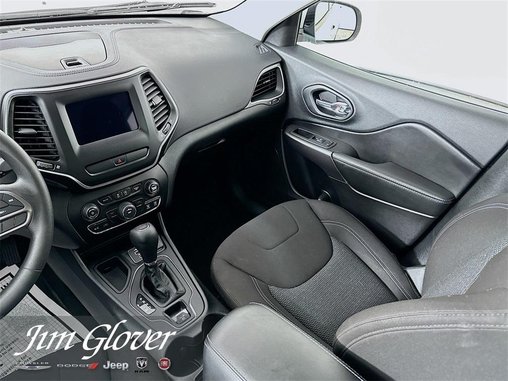 used 2020 Jeep Cherokee car, priced at $19,460