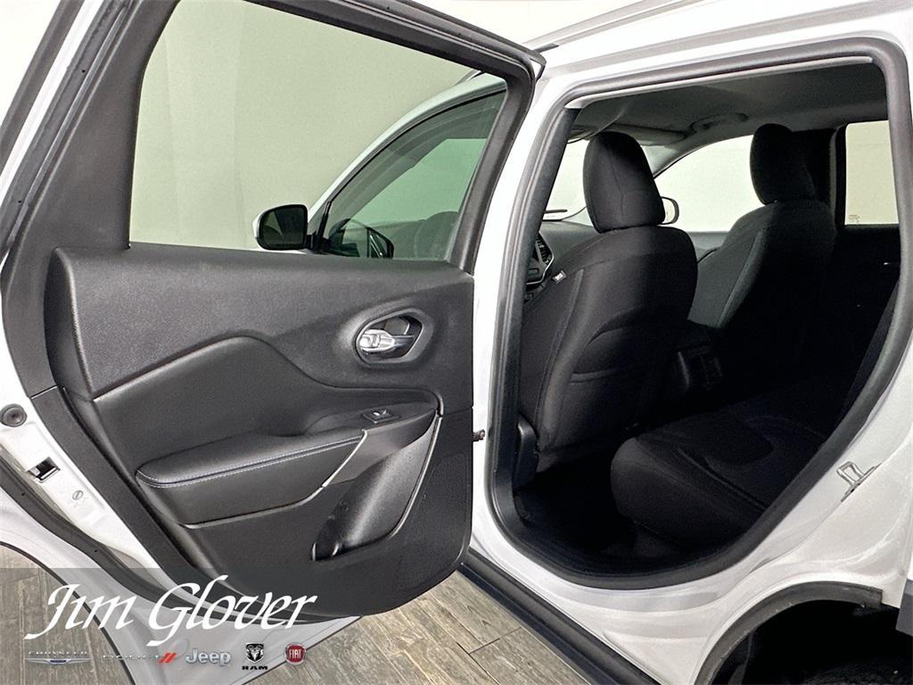 used 2020 Jeep Cherokee car, priced at $19,460