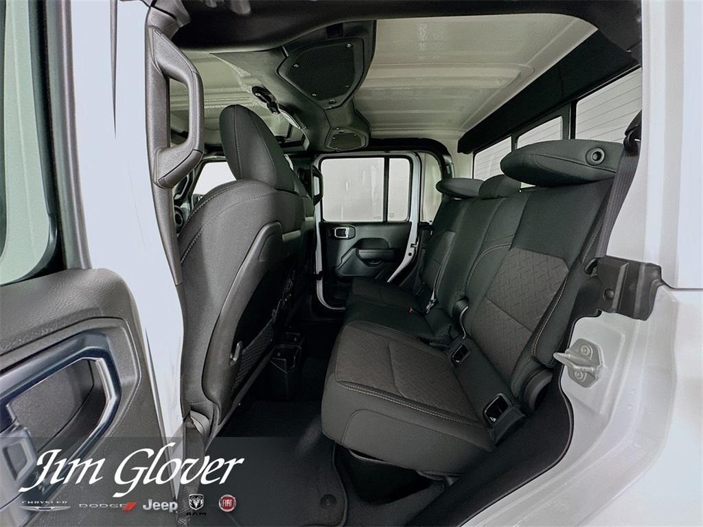 new 2025 Jeep Gladiator car, priced at $48,008
