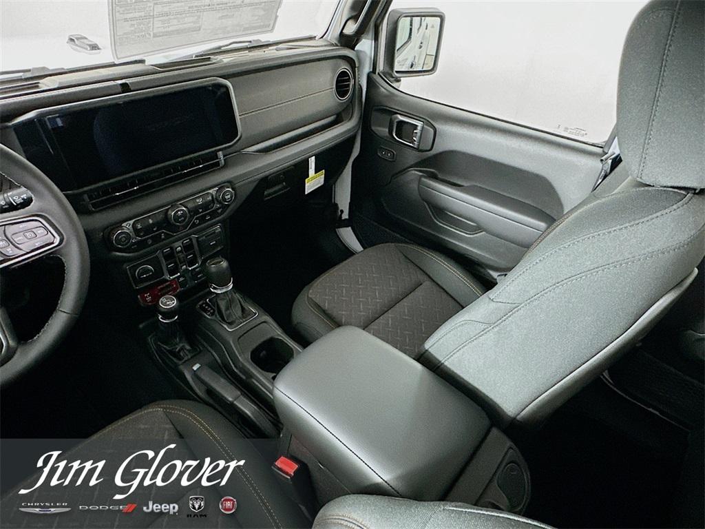 new 2025 Jeep Gladiator car, priced at $48,008