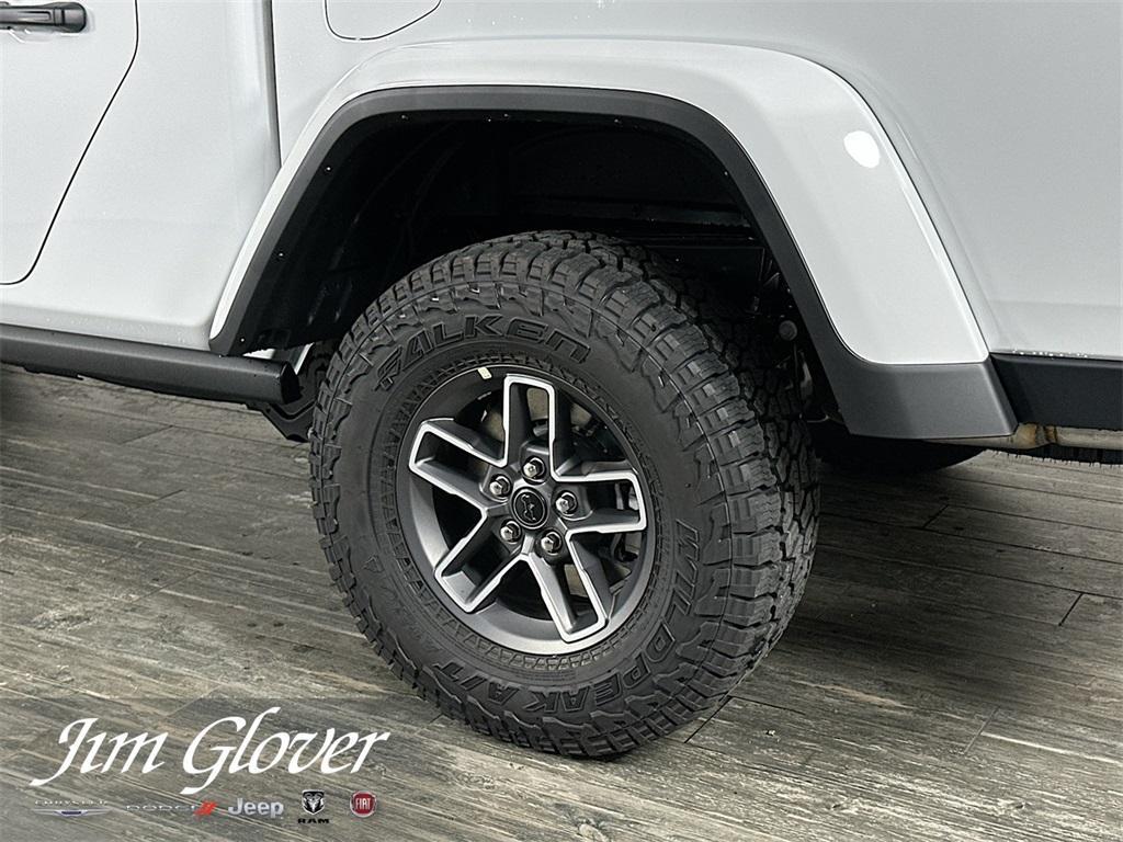 new 2025 Jeep Gladiator car, priced at $48,008