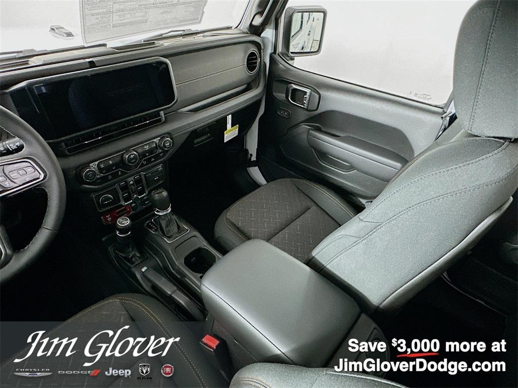 new 2025 Jeep Gladiator car, priced at $51,617