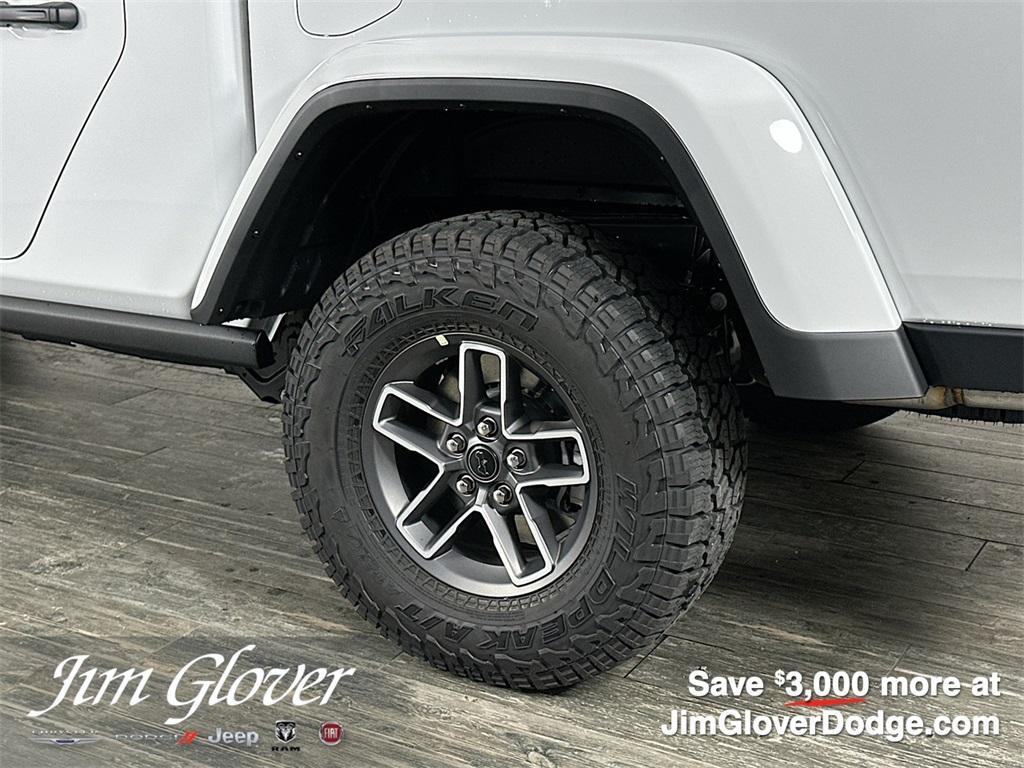 new 2025 Jeep Gladiator car, priced at $51,617