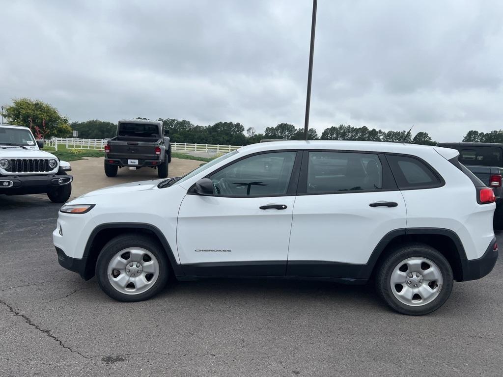 used 2014 Jeep Cherokee car, priced at $11,281