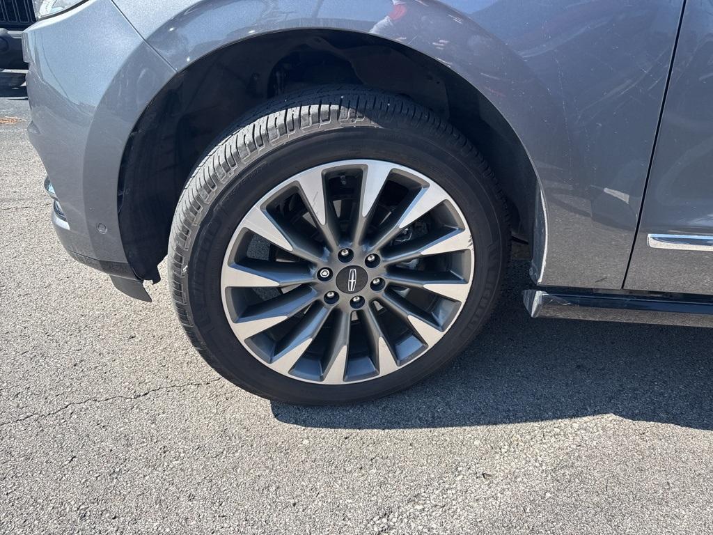 used 2021 Lincoln Navigator L car, priced at $38,365