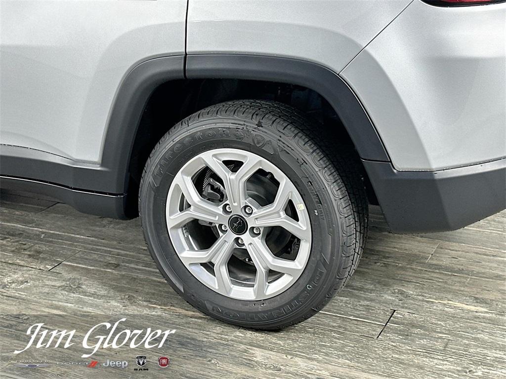new 2025 Jeep Compass car, priced at $28,867