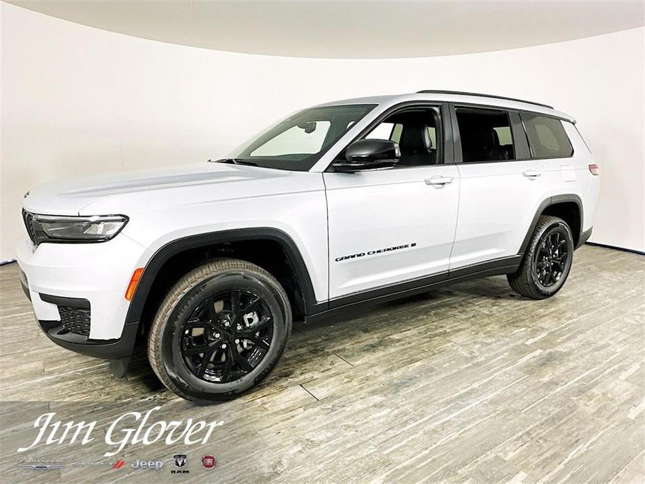 new 2024 Jeep Grand Cherokee L car, priced at $41,530