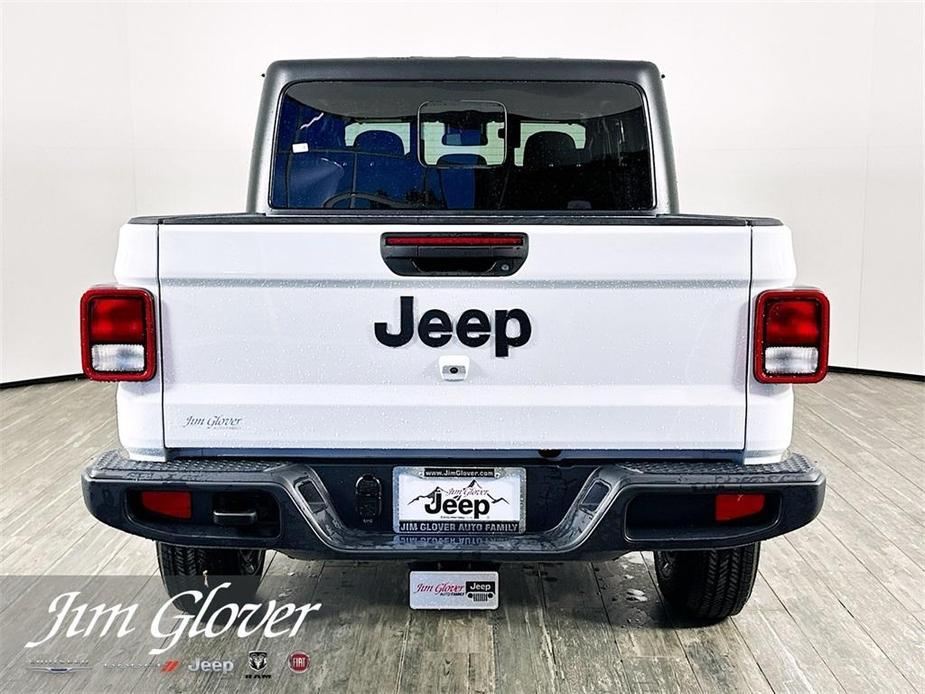 new 2024 Jeep Gladiator car, priced at $39,376