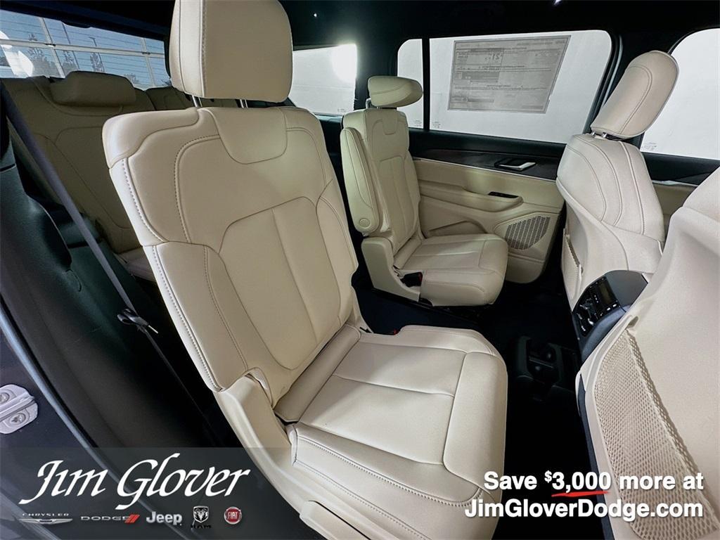 new 2025 Jeep Grand Cherokee L car, priced at $46,046