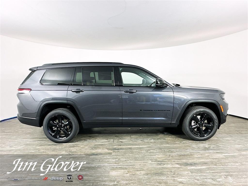 new 2025 Jeep Grand Cherokee L car, priced at $45,882