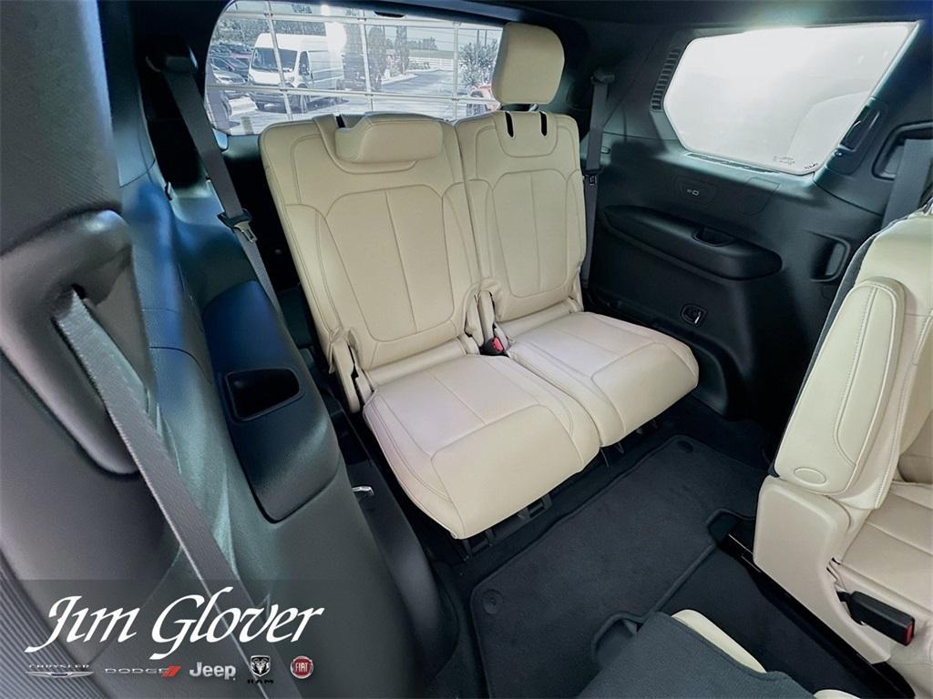 new 2025 Jeep Grand Cherokee L car, priced at $45,882