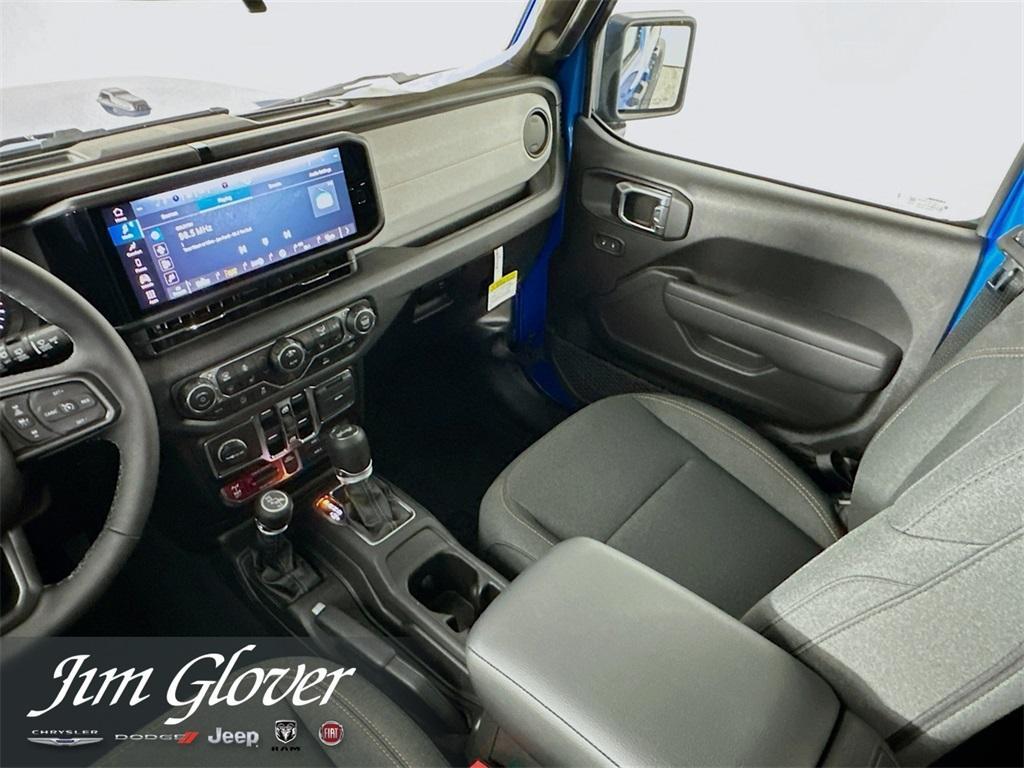 new 2025 Jeep Wrangler car, priced at $44,132