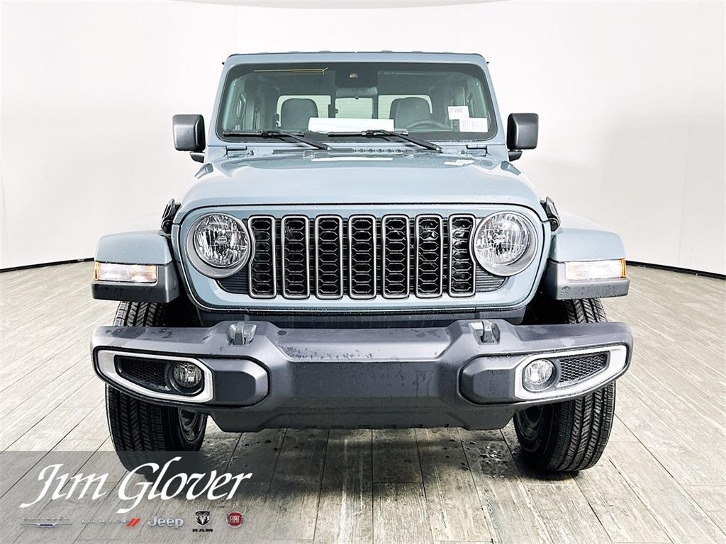 new 2025 Jeep Gladiator car, priced at $40,739