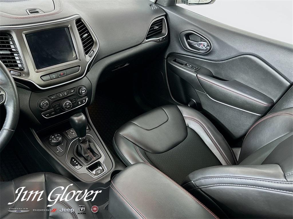 used 2019 Jeep Cherokee car, priced at $22,899
