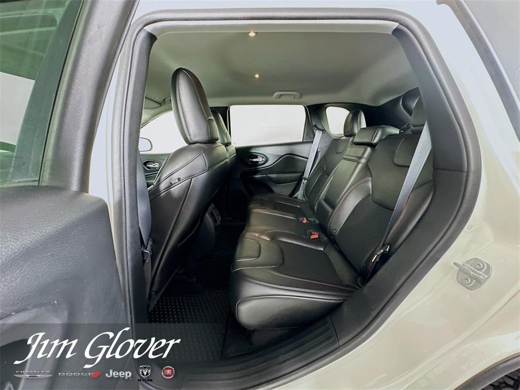 used 2019 Jeep Cherokee car, priced at $22,899
