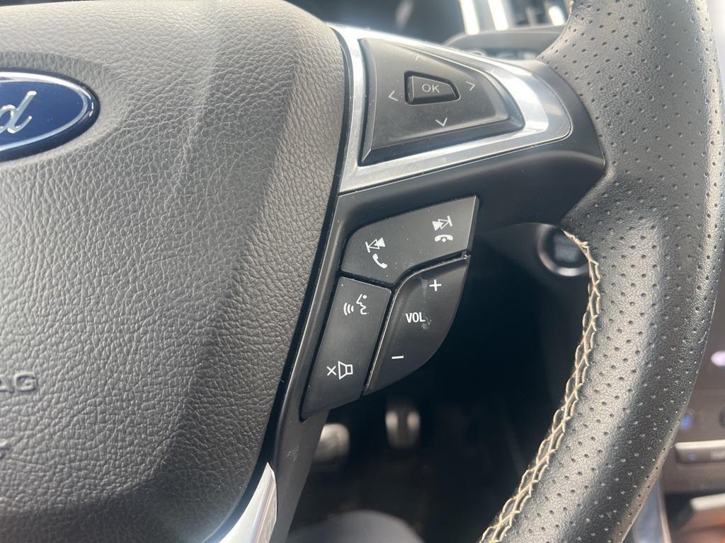 used 2020 Ford Edge car